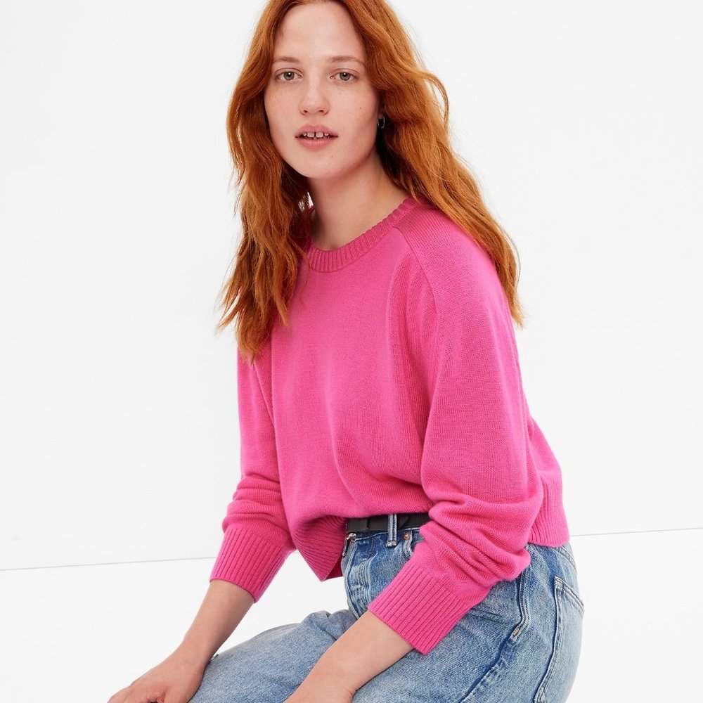 GAP Wool-Blend Cropped Crewneck Sweater